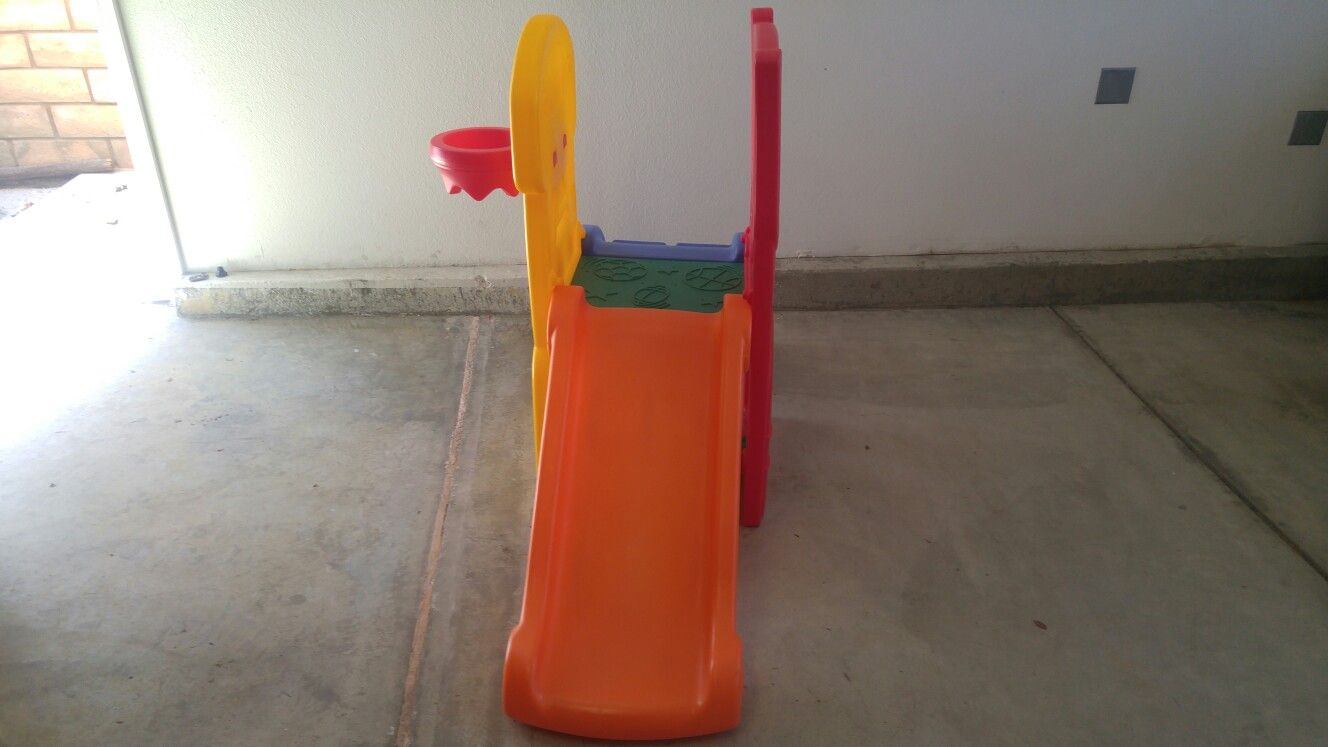 Step2 All Star Sports Climber and Jungle Gym with Slide for Sale in