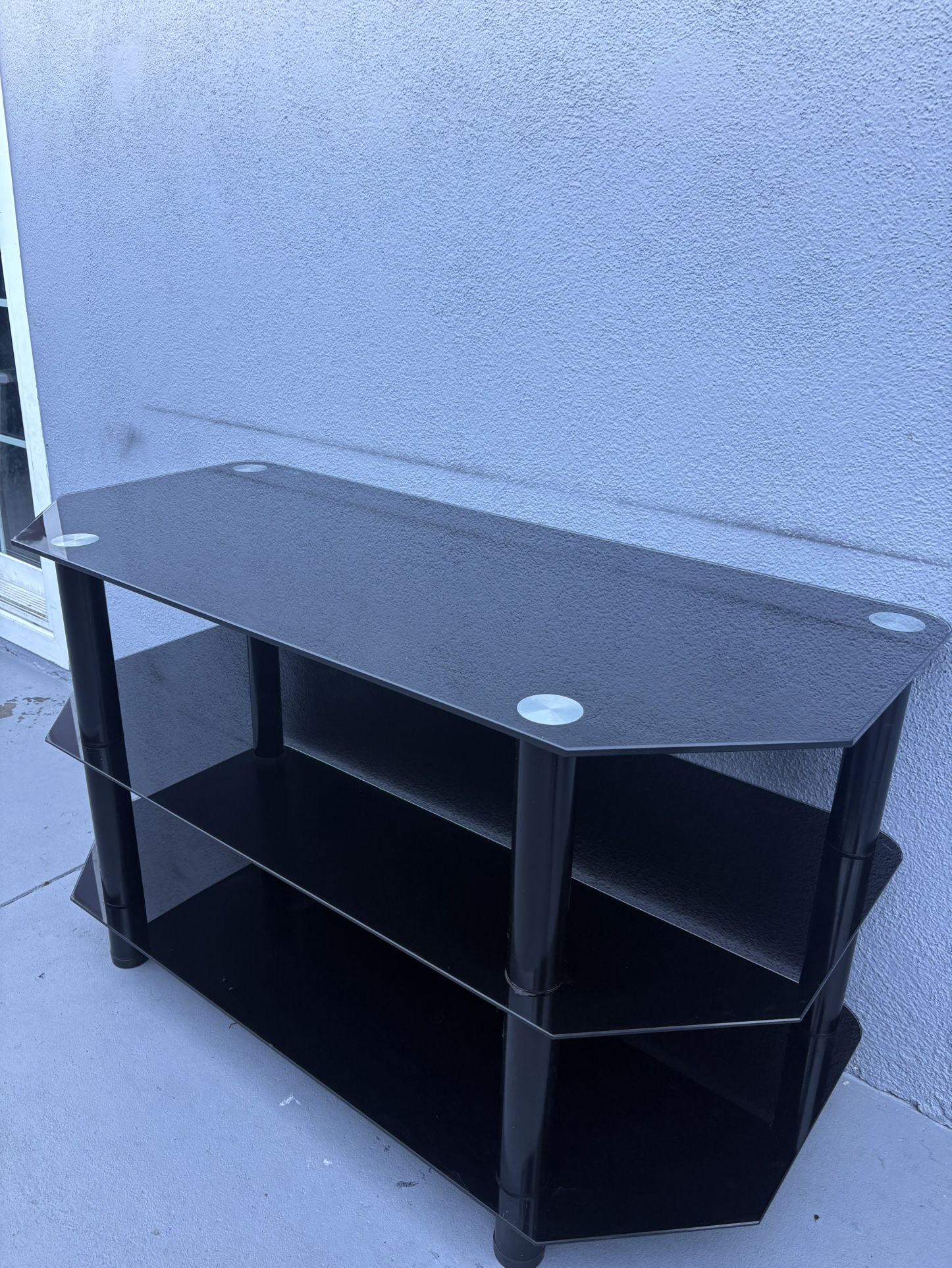 Mueble Para Televisión / Furniture For Television