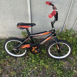 Boys Bike. Works Great. Needs New Back Tire 