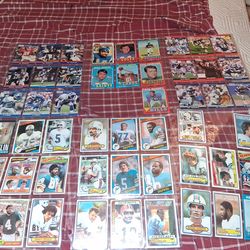 Bulk of football cards and baseball