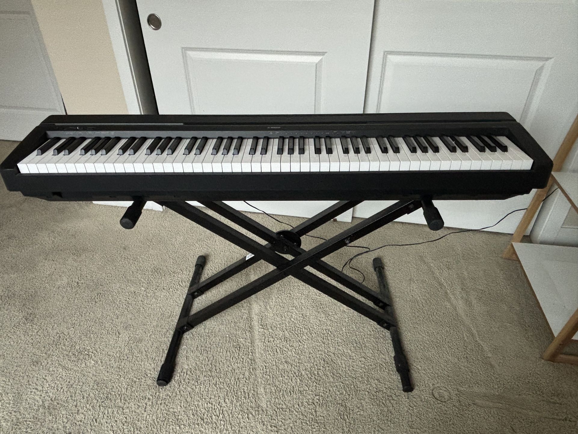 Yamaha P-45 With Stand