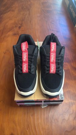 DC AW LYNX ZERO  S US size 7