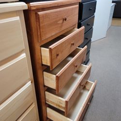 Pinewood 5 Drawer Dresser
