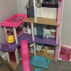 Barbie Doll House 