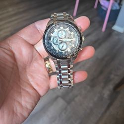 Edifice Casio Cronografh New