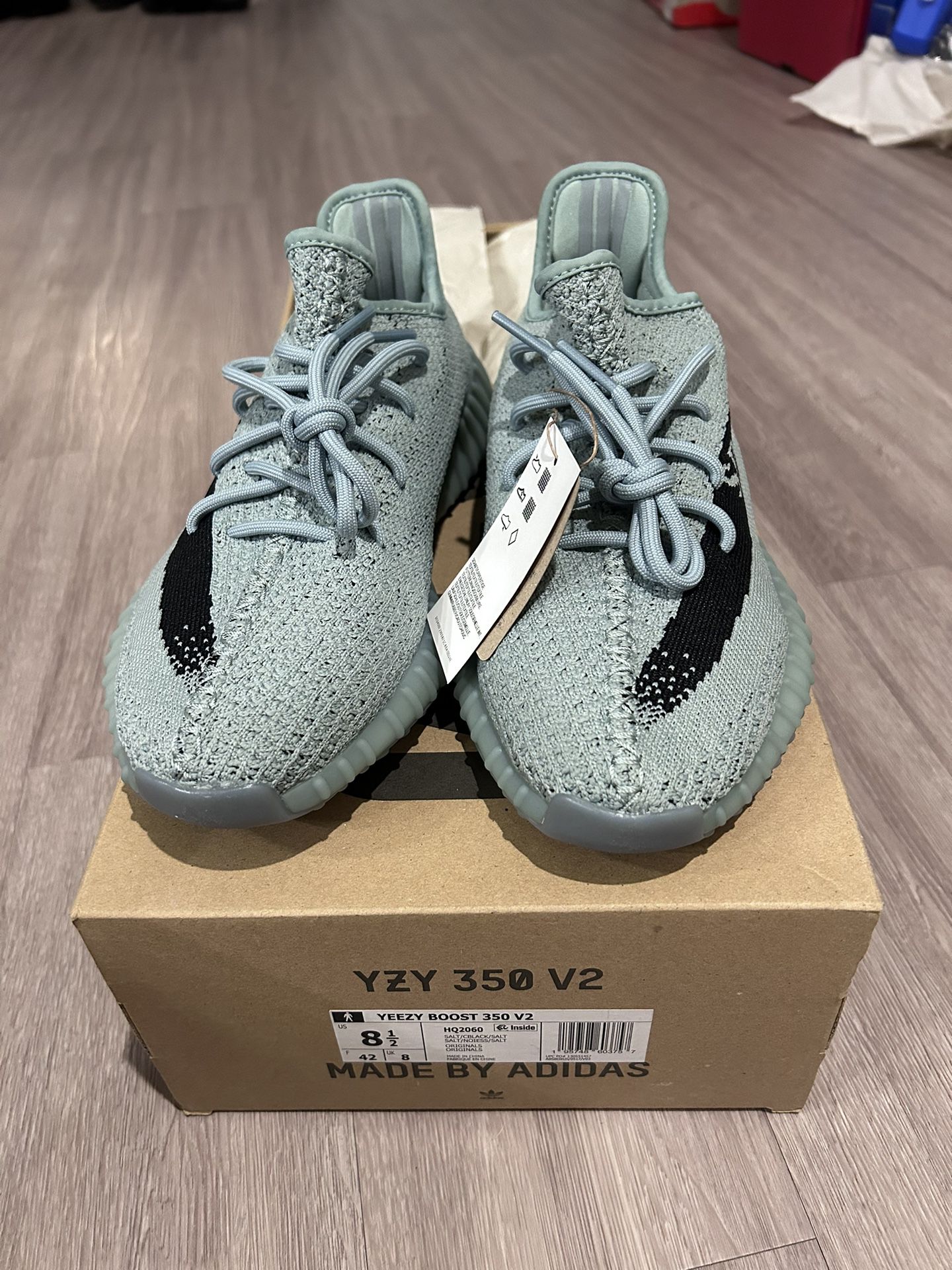 Yeezy Boots 350 V2 Never Worn
