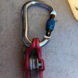 Rappelling Equipment