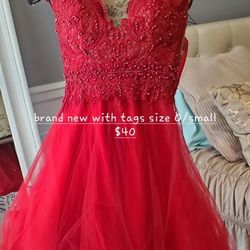 Dresses 👗 Info On Each Picture 