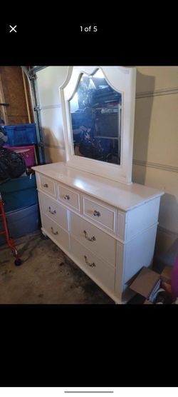 White Dresser with Mirror