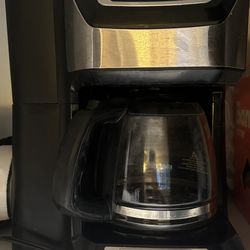 Black decker 12 Cup Mill And Brew Coffee Maker