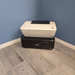 2 Printers(only Black One Works)