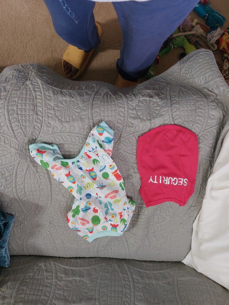 Dog Pajamas And Shirt Sz Sm