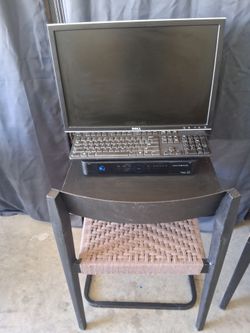 KIDS DESK GOOD VEDEO GAMES / COMPUTER ETC.OR WITH LOW CHAIRS
