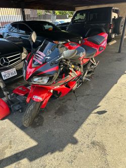 2007 Honda CBR 1000 RR COMPARE TO YAMAHA DUCATTI KAWASAKI R1 R6 600