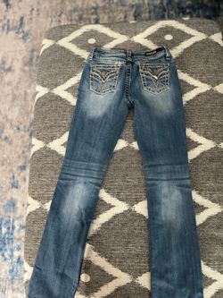 Size 4 Vigoss jeans slim boot cut