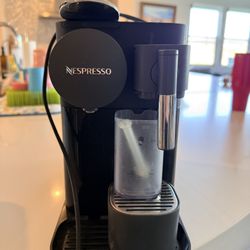 Nespresso Coffee Machine 