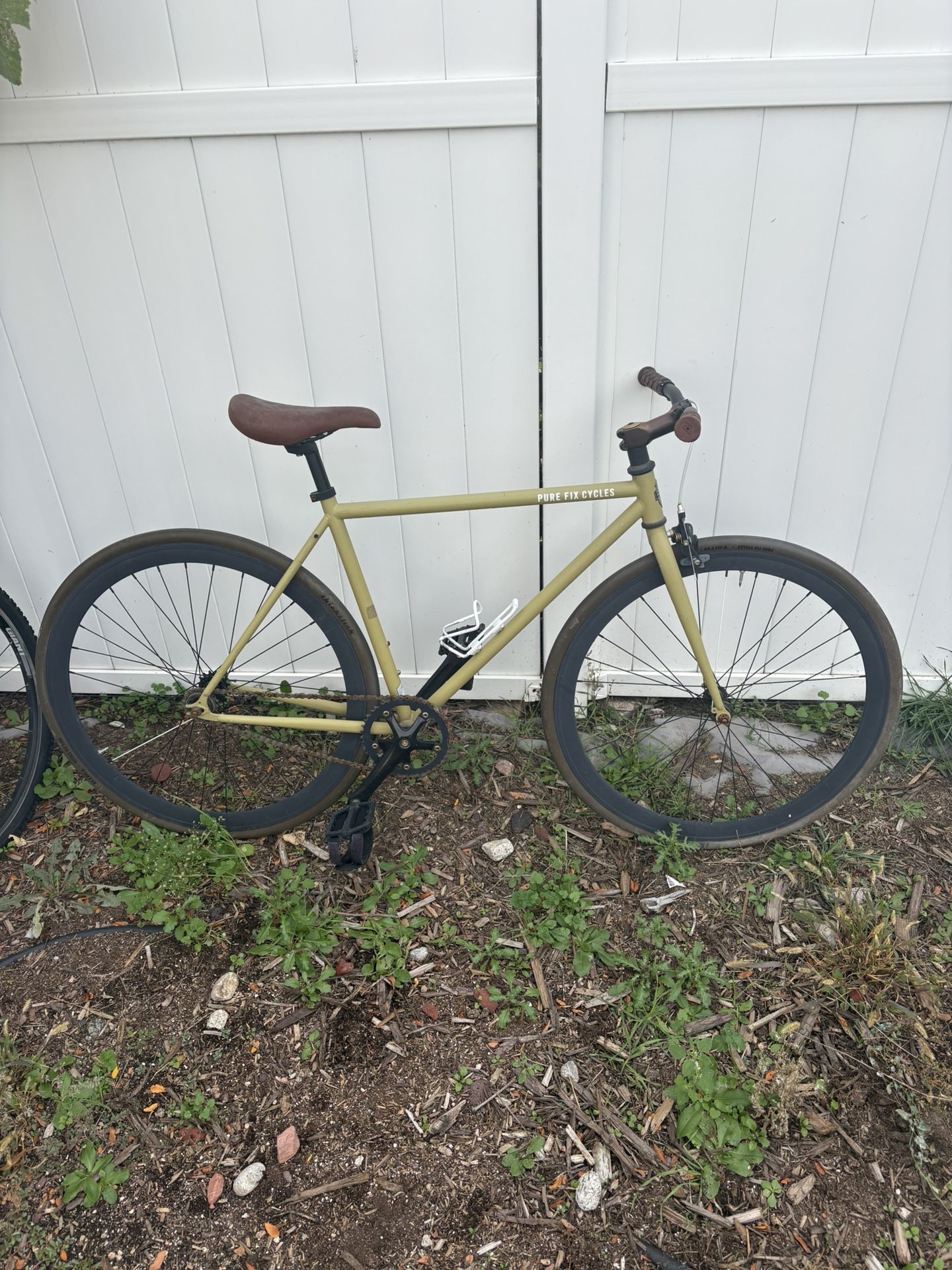 LOS ANGELES PURE FIX SUPER CYCLE 