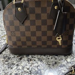Louis Vuitton fashion items