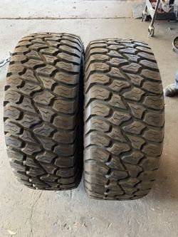2-305/70/18 AMP Tires