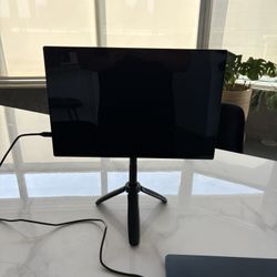 16” Tern Setup Portable Monitor With Magnetic Stand (3480 X 2400)