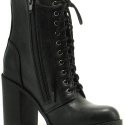 Soda Women's Malia Faux Lace Up Chunky Lug Sole Combat Boot
