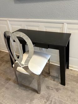 Black desk with chair