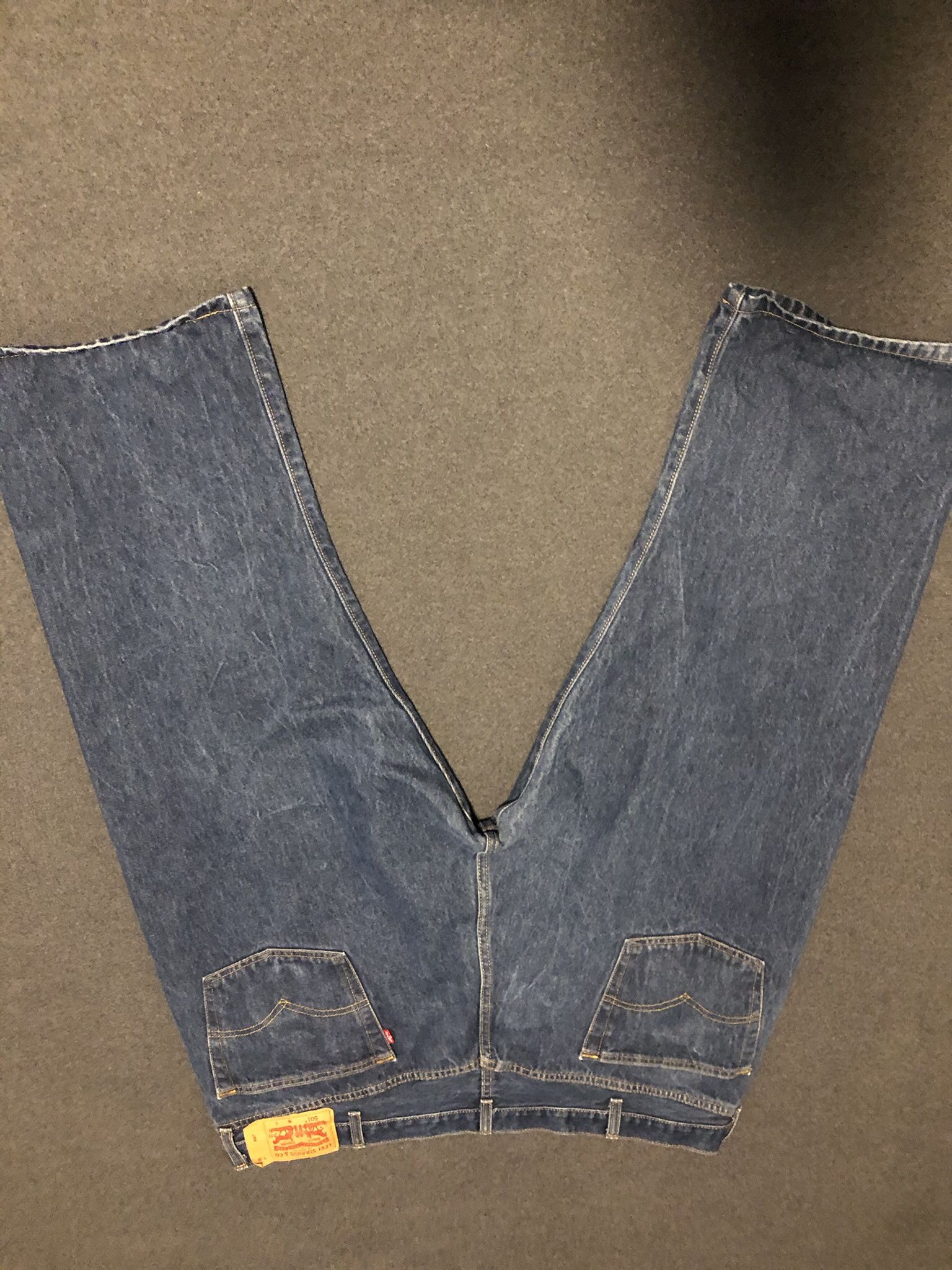 Levi’s 501 Men’s 48x32 Button Fly High Rise