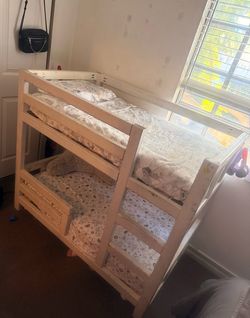 Bunk bed (frame only)