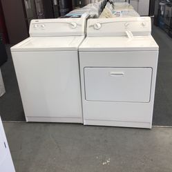 Kenmore Washer And Dryer Set. 1 year Warranty 