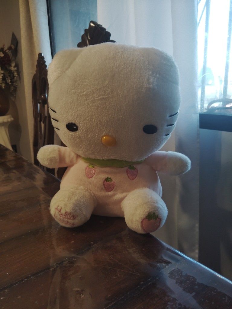 Hello Kitty Plushie