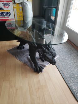 Dragon Table Very Unique