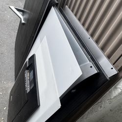 6 Free TVs Broken For Repair 