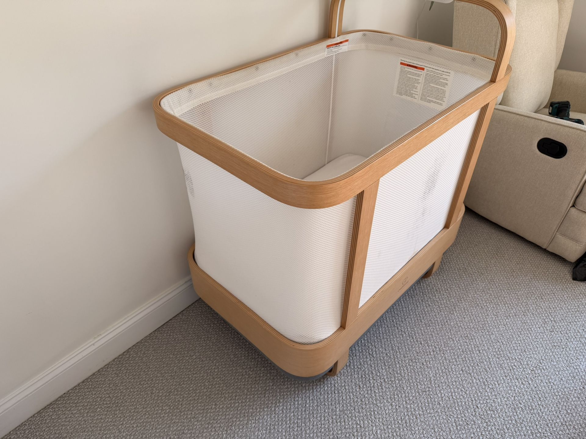 Cradlewise Smart bassinet And Crib