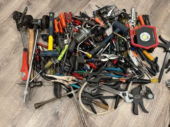 Hand tools lots of different things $200 for all or will sell separately for more pick up only.
