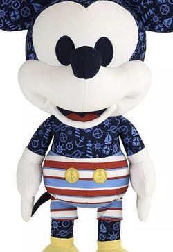 DISNEY YEAR OF THE MOUSE AUGUST PLUSH CAPTAIN MICKEY LIMITED EDITION BRAND NEW