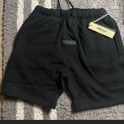 Essentials Short Black Size Medium