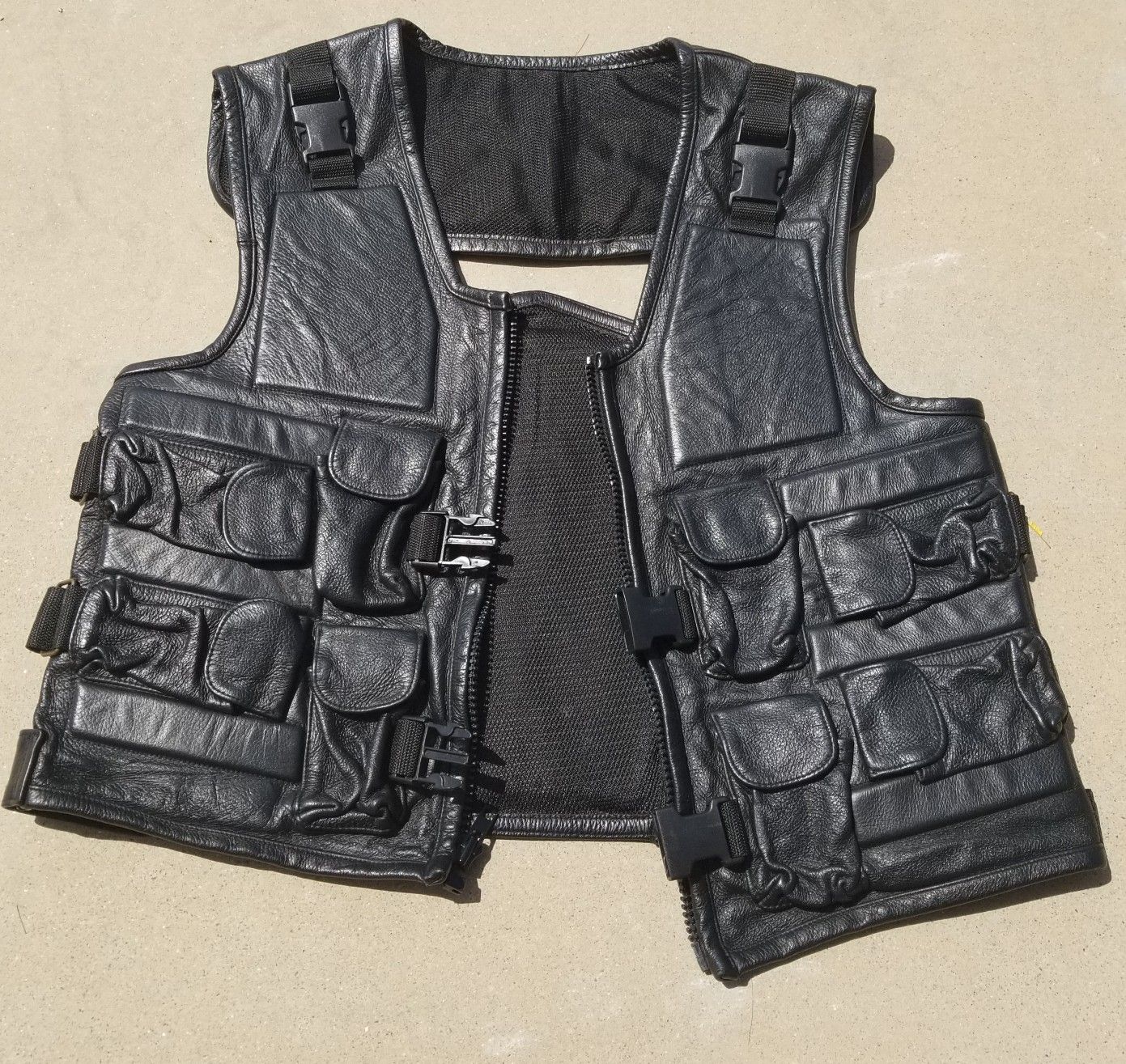 Blade replica vest