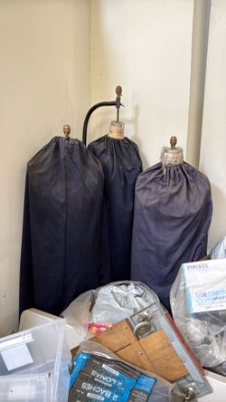 4 adult mannequins
