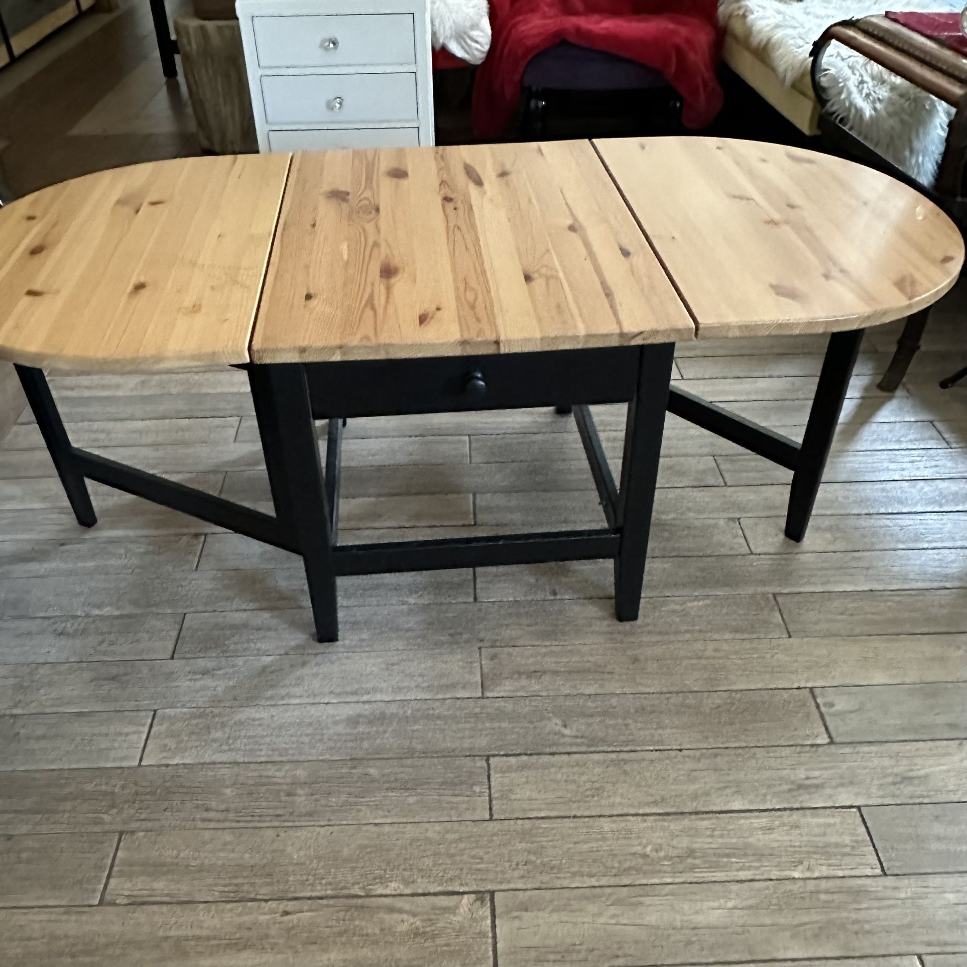 ♥️♥️IKEA Arkelstorp Drop-Leaf Coffee Table, Or A Patio Table ♥️♥️