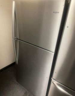 Whirlpool Top Mount Stainless Fridge

