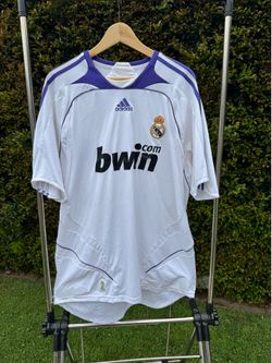 Retro Real Madrid jersey (XL)