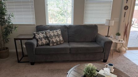 Moving Sale – Beautiful Sofa & Loveseat Set with 4 Matching Pillows