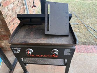 Blackstone 2-Burner Outdoor Flat Top Griddle