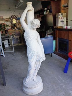Statue