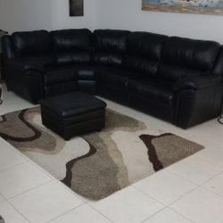 Real Leather Beautiful Well Kept Living Room Furniture For Sale