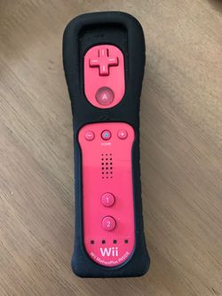 Official Wii Remote Pink+ Wii Motion Plus Black for Nintendo Wii™