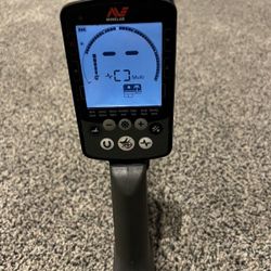 MineLab 800 Metal Detector