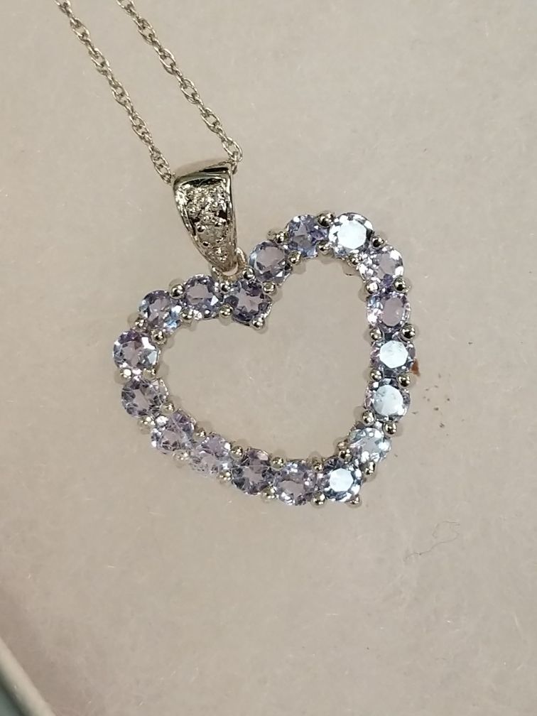 SOLID GOLD WHITE GOLD TANZANITE HEART