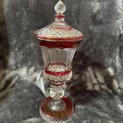 Beautiful Westmoreland Glass Urn With Lid