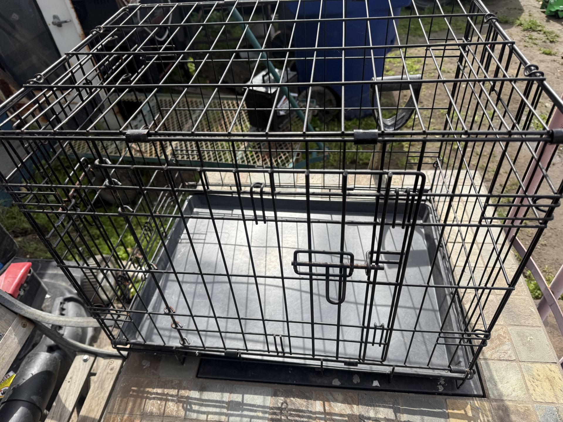 Small dog cage / kennel